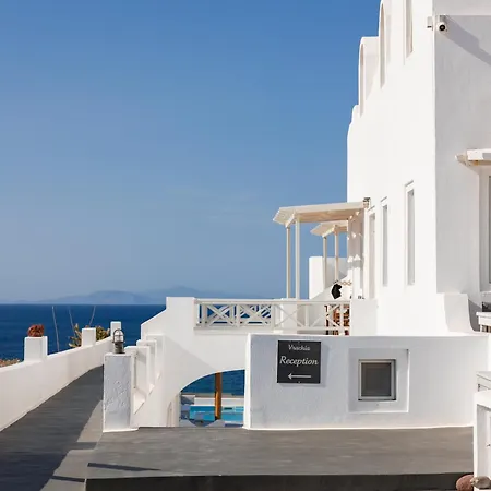 Vrachia Studios & Apartments